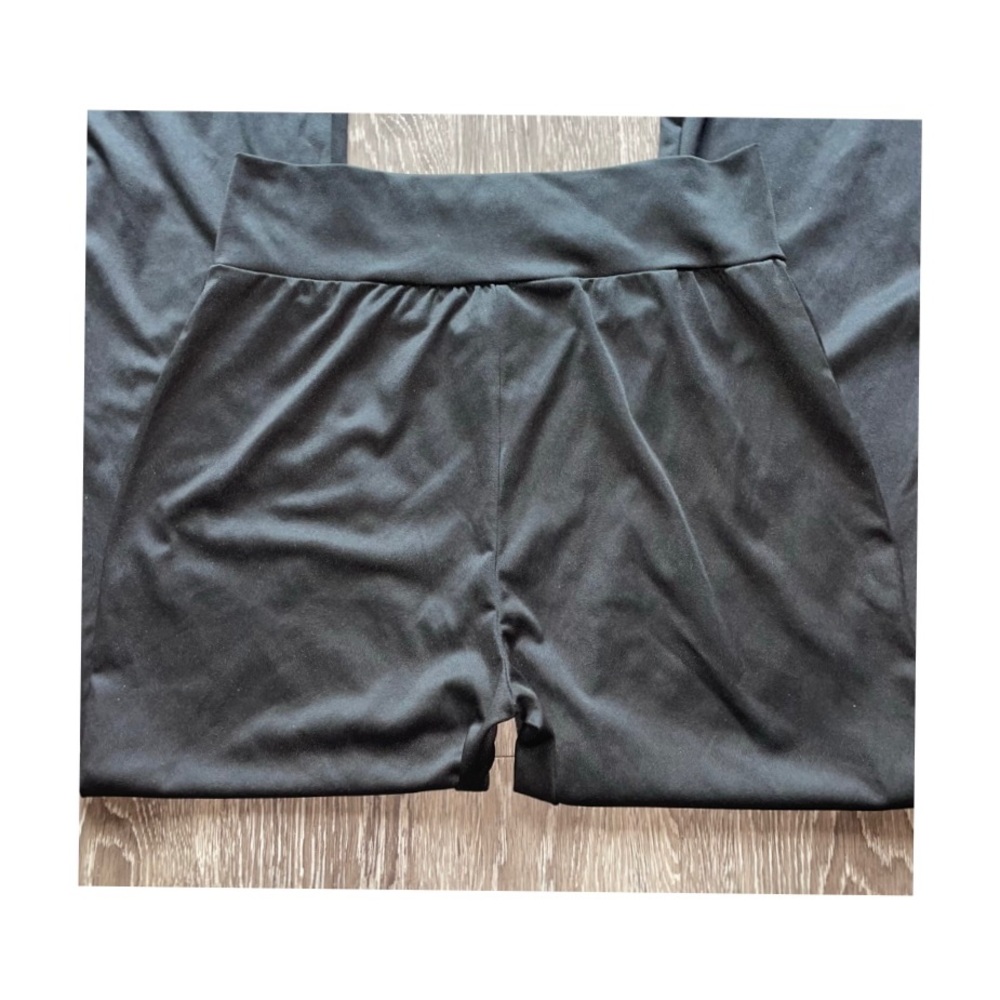 NWOT SUPER CUTE BOHO GOTH PANTS WITH ZIPPER FRONT AND BELL BOTTOMS! - Picture 4 of 4